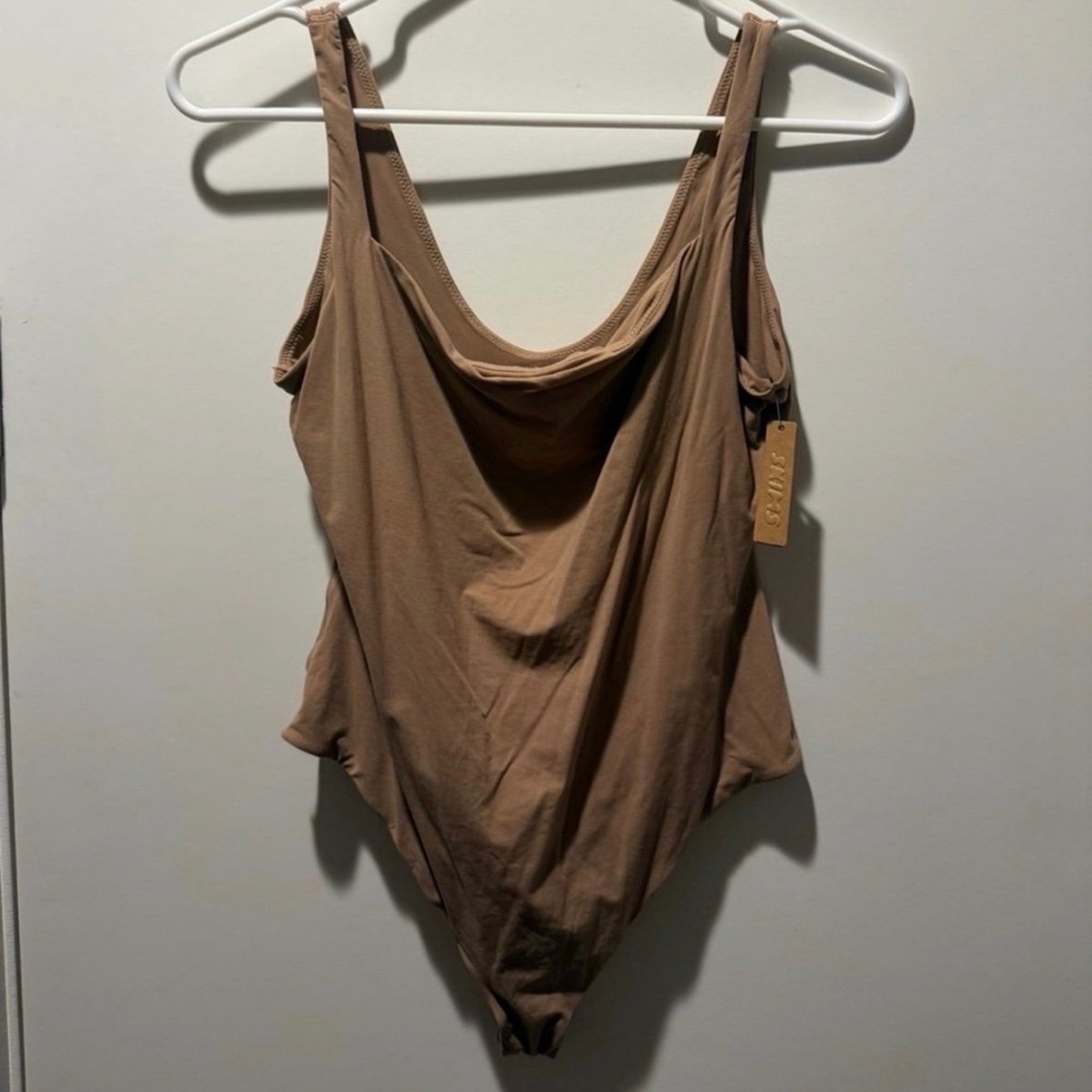 Skims Bodysuit, Extra Large, Sienna, NWT